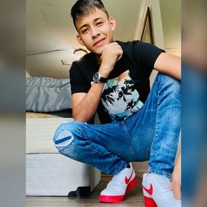 Meet your Posher, Henry